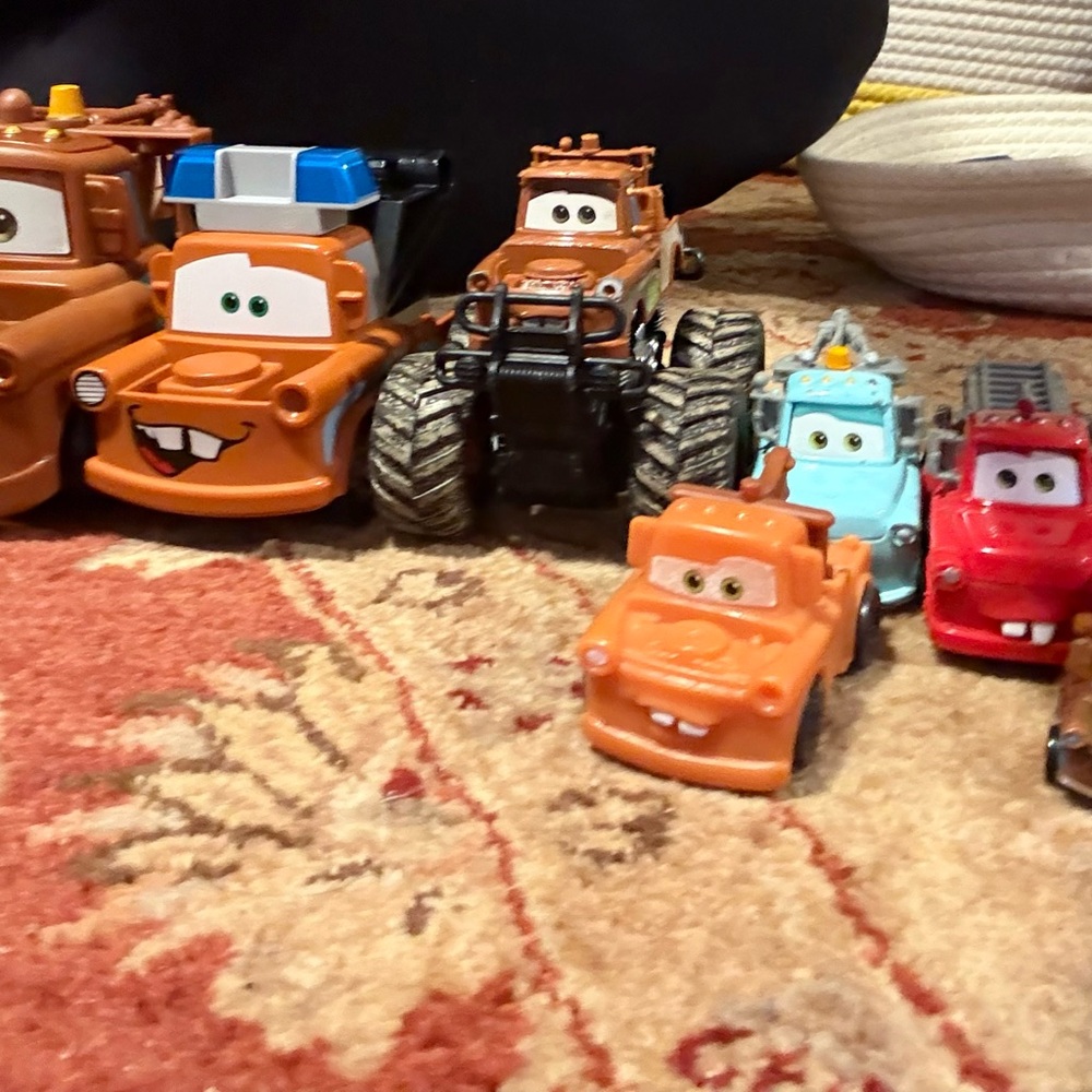 Colorful Cartoon Tow Truck Toy Set